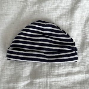 5/$20 Baby Hat | Carters | 0-3 months